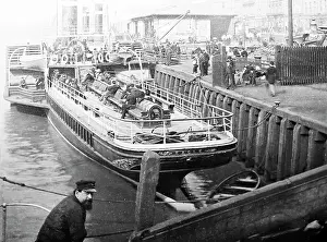 Broomielaw: Paddle steamer Eagle, Broomielaw, Glasgow, Scotland