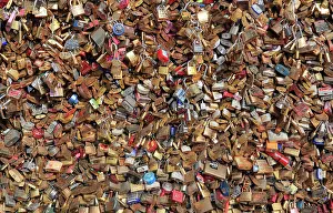 Arretche: Padlocks, Pont des Arts