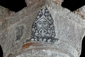 Shen: Painted head on column, Dormition of Saint Mary