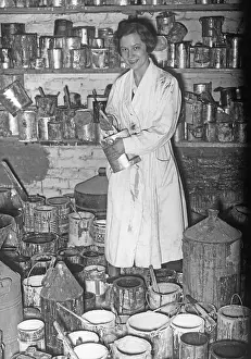 Apprentice: Painter's assistant in Germany, 1934