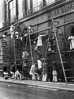 Overrun: PAINTERS OVERRUN LONDON