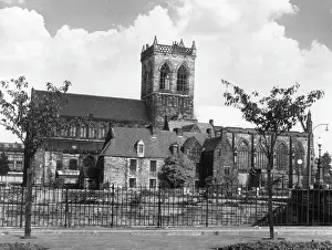 Renfrewshire: PAISLEY ABBEY