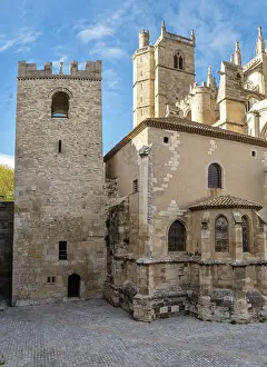 Cour: Palais des Archeveques