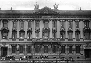 Bankruptcy: The empty Palais am Pariser Platz, 1932