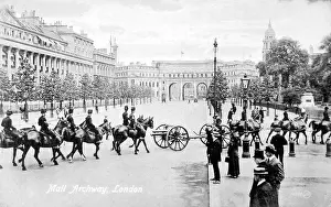 Horseguards: PALL MALL/ADMIRALTY ARCH