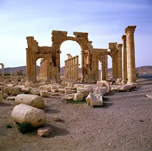 Severus: Palmyra, Syria - Monumental Arch