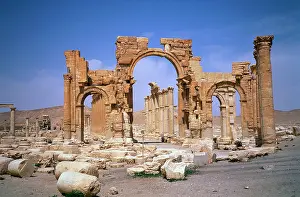 Hubertus Kanus: Palmyra, Syria - Monumental Arch