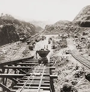Culebra: Panama Canal construction at the Culebra ?