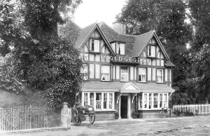 Pangbourne: Pangbourne, Old George Hotel 1899
