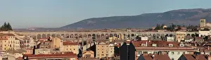Nerva: Panoramic rooftop view of Segovia crossed by the