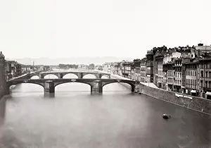 Vecchio: Panoramic view, Ponte Vecchio, River Arno, Florence, Italy
