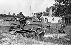 Grenadiers: Panzer Grenadiers after an attack on a Russian village in 19