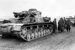 Frontline: Panzer IV - tank on the Volkhov, 1941