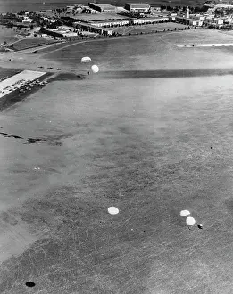 Parachutists: Parachutists of the U.S. Air Force