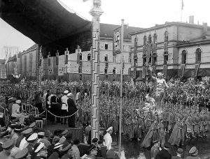 Fanfares: Parade 2000 years of German culture