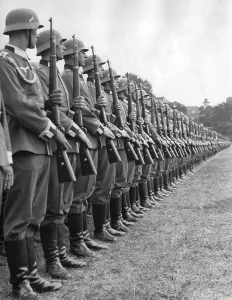Grossdeutschland: Parade on the 25th anniversary of the mobilization in Berlin