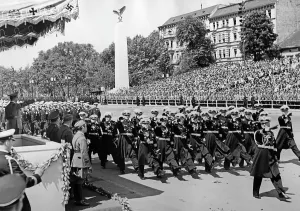 Juni: Parade of the Condor Legion in Berlin, 1939