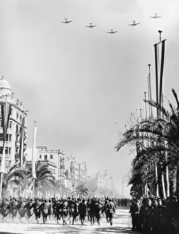 Colon: Parade after the conquest of Barcelona by General Franco