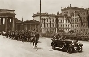 Fuad: Parade formation at the reception of the Egyptian king i