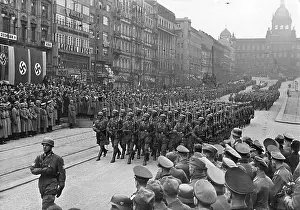 Wenceslas: Parade of German paratroopers in Prague, 1939