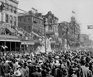 Mardi: Parade - Mardi Gras - New Orleans