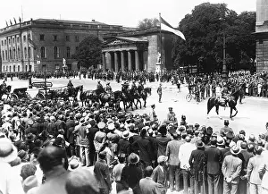 Armbands: Parade at the Neue Wache in Berlin, 1931