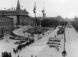 Fuehrer: Parade in front of the Parliament in Vienna, 1938