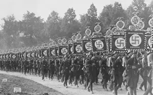 Awake: Parade of the standard bearers of the SS, 1936