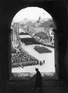 Colosseum: Parade for the visit of Adolf Hitler in Rome, 1938