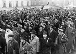 Volkssturm: Parade of Volkssturm members, 1944