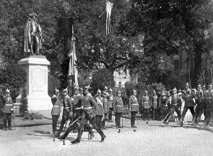 Wardrobe: Parade in front of Wilhelm II, 1911