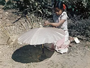 Gluing: Parasol making - Rangoon