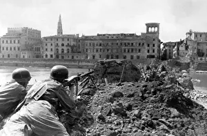 Arno: Paratroopers fire on enemy troops, River Arno