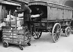 Parcel: Parcel Post Office in Berlin, 1935