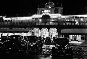 Licht: Paris in the 19302s