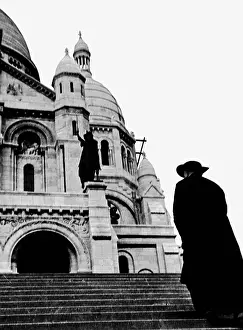 Mantel: Paris in the 1930th