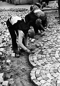 Pave: Paris in the 1930th