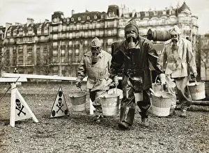 Rehearsals: Paris air raid precautions WWII