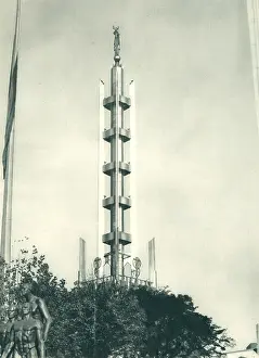 Baranger: Paris Expo 1937, The Arrow