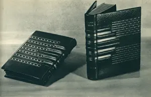 Bookbinding: Paris Expo 1937, Bookbinding