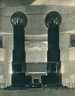 Electrostatic: Paris Expo 1937, Electrostatic Generator