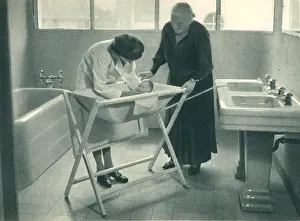 Kollar: Paris Expo 1937, Housekeeping Classes