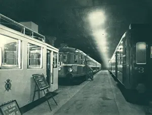 Waroline: Paris Expo 1937, Lightning Train