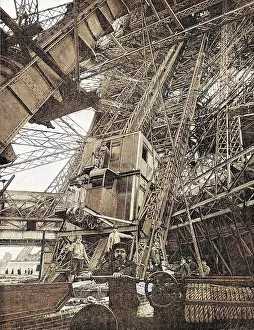 Paris, France - Tour Eiffel, Construction