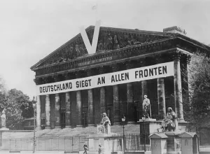 Nigh: Paris under German occupation, 1941