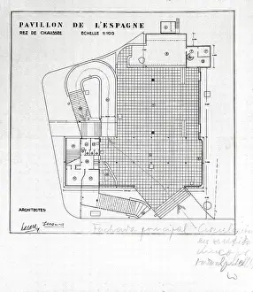 Rationalism: Paris International Exhibition (1937). Floor