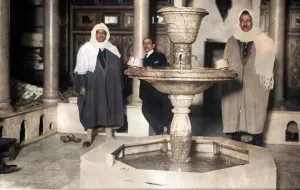Thecolourisedpic: PARIS MOSQUE INTERIOR