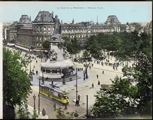 Republique: PARIS/PLACE REPUBLIQUE