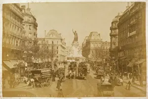 Republique: Paris - Place Republique