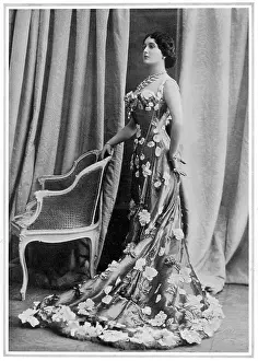 Cavalieri: The Parisians of Paris: La Cavalieri